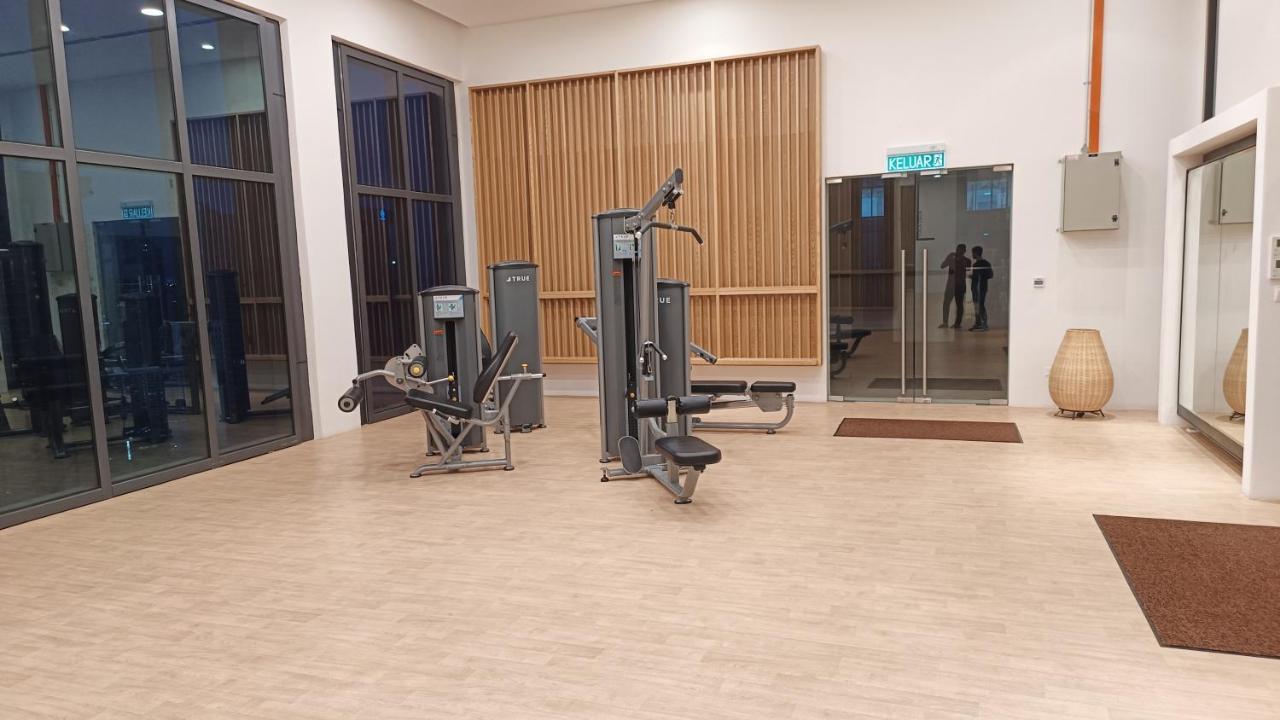Bunga Suite At Lucentia Bbcc Kuala Lumpur Buitenkant foto