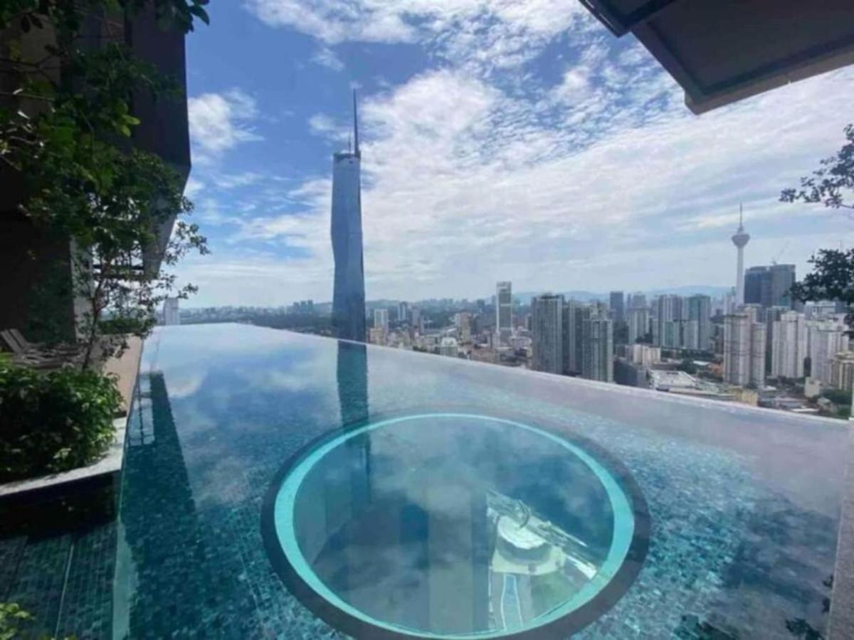 Bunga Suite At Lucentia Bbcc Kuala Lumpur Buitenkant foto