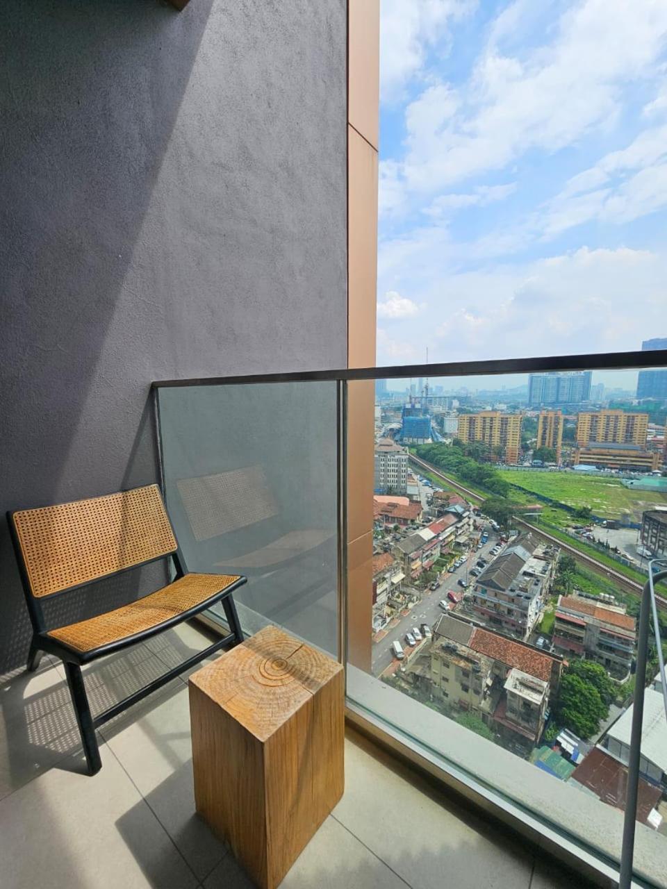 Bunga Suite At Lucentia Bbcc Kuala Lumpur Buitenkant foto