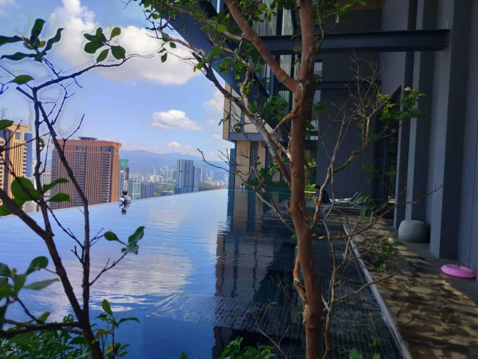 Bunga Suite At Lucentia Bbcc Kuala Lumpur Buitenkant foto
