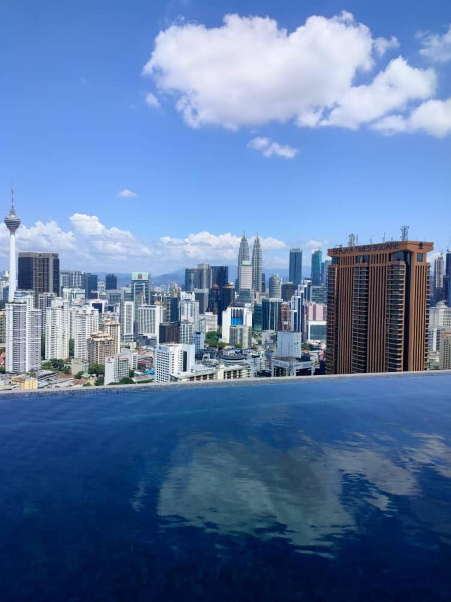 Bunga Suite At Lucentia Bbcc Kuala Lumpur Buitenkant foto